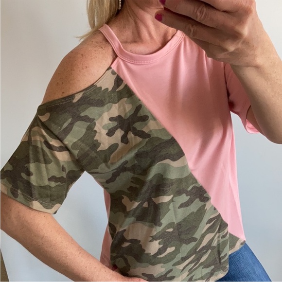 One Cold Shoulder Camo & Pink Color Top - Picture 8 of 9